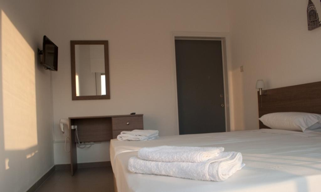 St. George Rent Rooms Larnaka Exterior foto