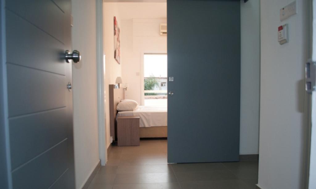 St. George Rent Rooms Larnaka Exterior foto