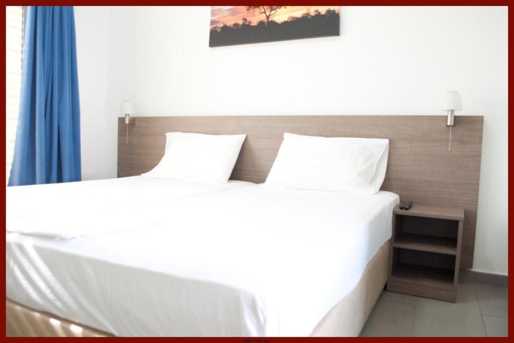 St. George Rent Rooms Larnaka Exterior foto